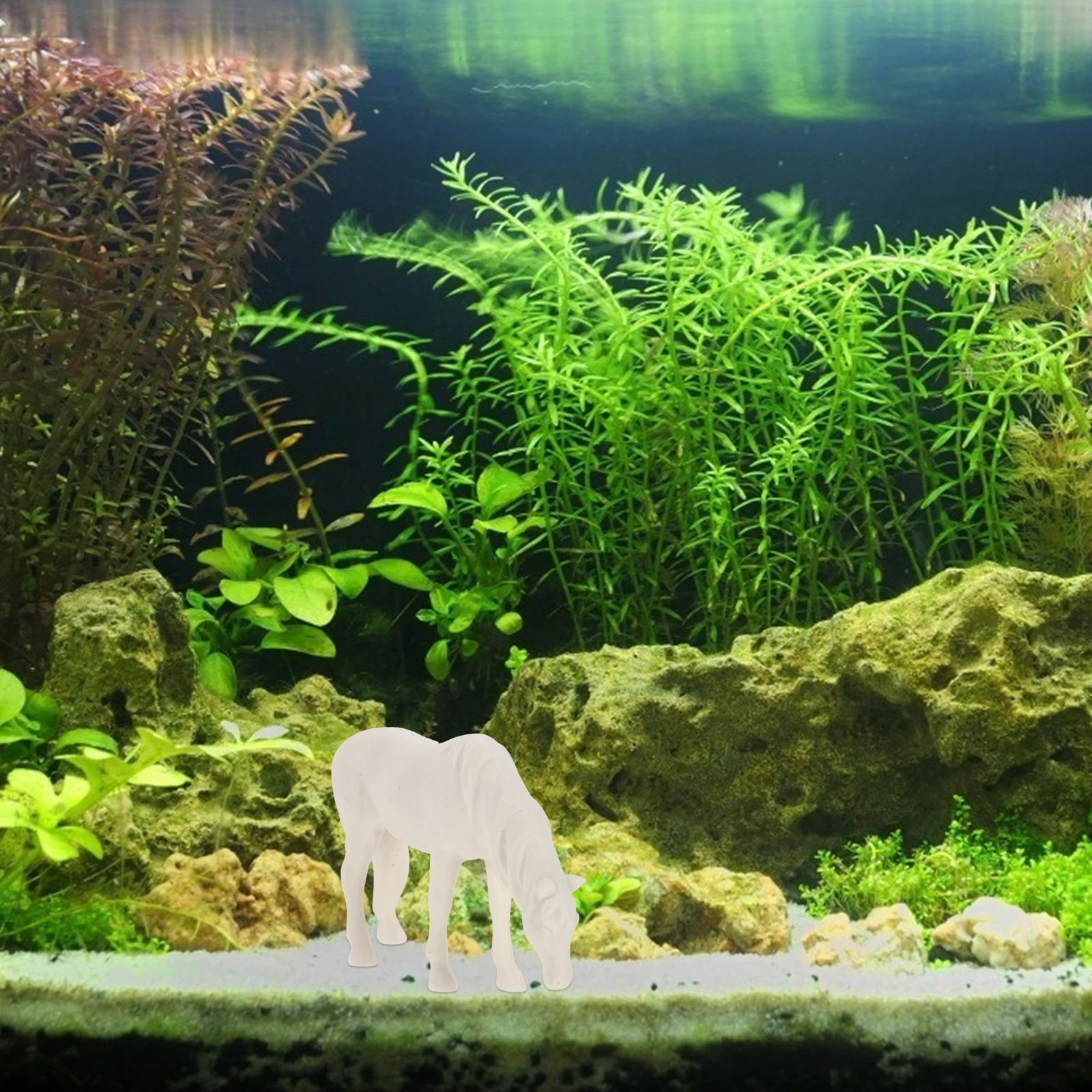 

Mini Simulation Horse Resin Ornament Reptile Tank Decor Aquarium Landscaping Small Pet Box Statue Garden Sculpture Decoration