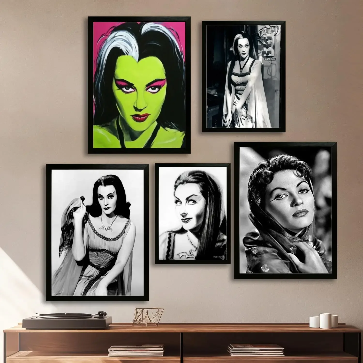 lily munster Canvas Art Poster, Wall Art, Picture Print, Modern Family, Bedroom Decor, Posters,Decorative painting