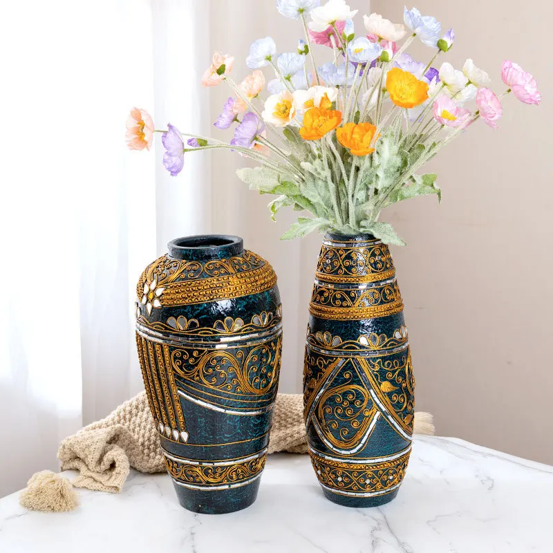 Hand-painted Glazed and Decorated Solid Wood Vase Desktop Illustration Vase Dried Flower Arrangement Art Piece for Table Decor