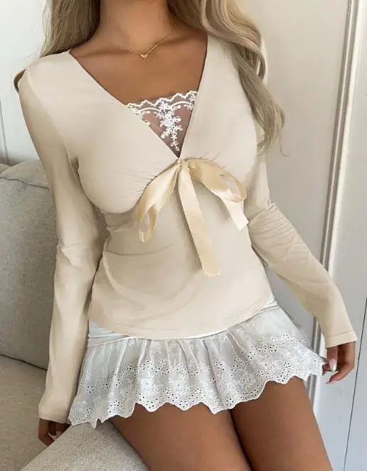 

Autumn New Solid Color Lace Patchwork Tie Slim Fit Long Sleeved T-Shirt for Women, Fashionable and Sexy Tight Fitting Top