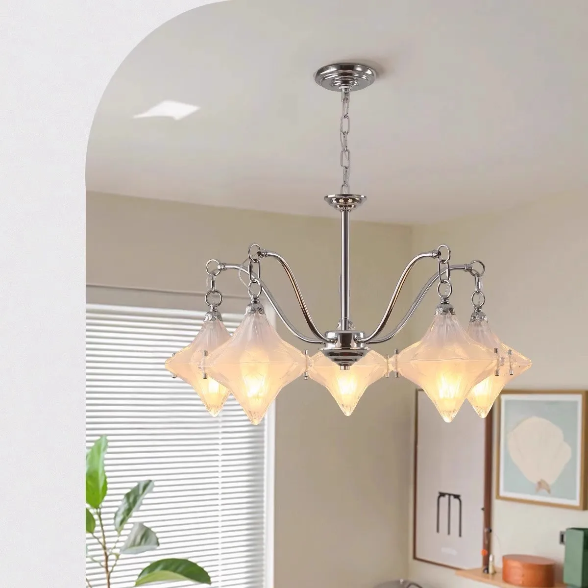 

French chandelier, living room and dining room, modern simplicity, creative cream style