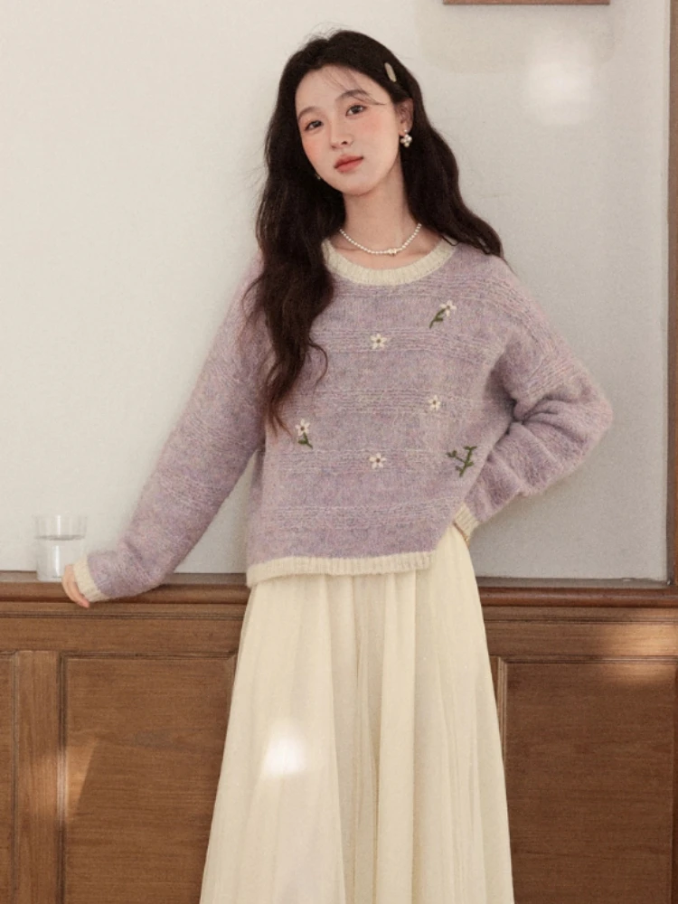 ALXNAN حجم كبير البلوز الجاكار الجولة الرقبة زهرة التطريز اللون حجب سترة فضفاضة تنوعا ملابس السيدات D58092