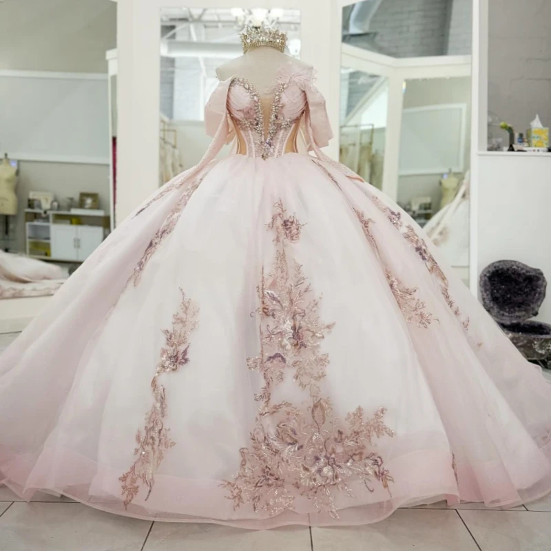 

Light Pink Shiny Quinceanera Dresses Ball Gown Off The Shoulder Applique Lace Beads Tull Party Birthday Sweet 16 Dress Vestidos