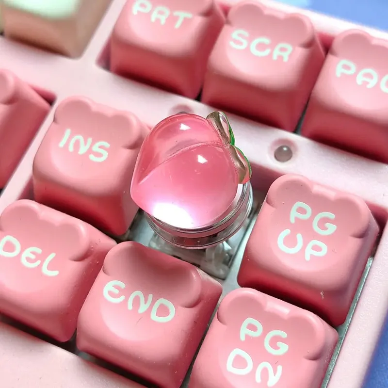 Cartoon Pink Peach Transparent Keycap Round R4 Customizable Personalized Mechanical Keyboard Keycap
