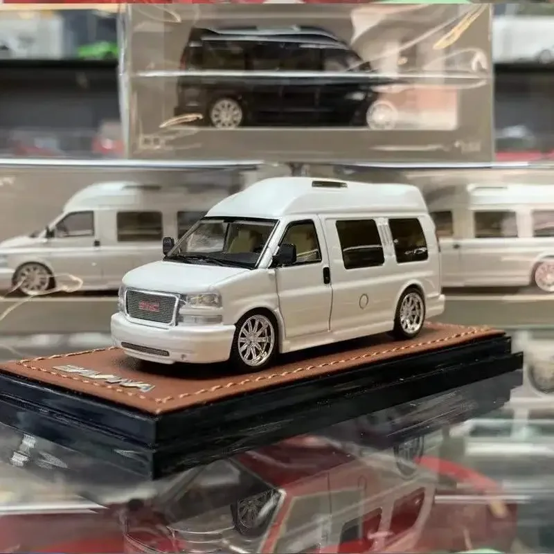 GOC 1:64 Auto GMC SAVA-NA Geschäfts auto SUV-Simulation Zeit Mikro legierung Automodell sammlung Geschenk