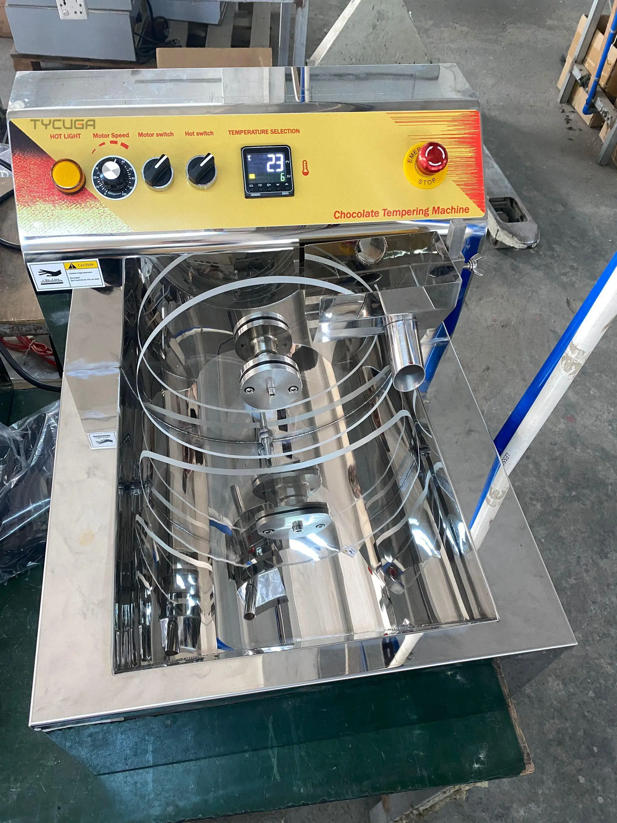 Macchina multifunzione per fusione/temperatura/rivestimento del cioccolato da 14 litri. Macchina per modellare il cioccolato elettrica commerciale