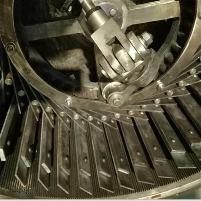 آلة إنتاج الشوكولاتة بالكاكاو الصغيرة عالية الجودة آلة محارة الشوكولاتة 20 لتر