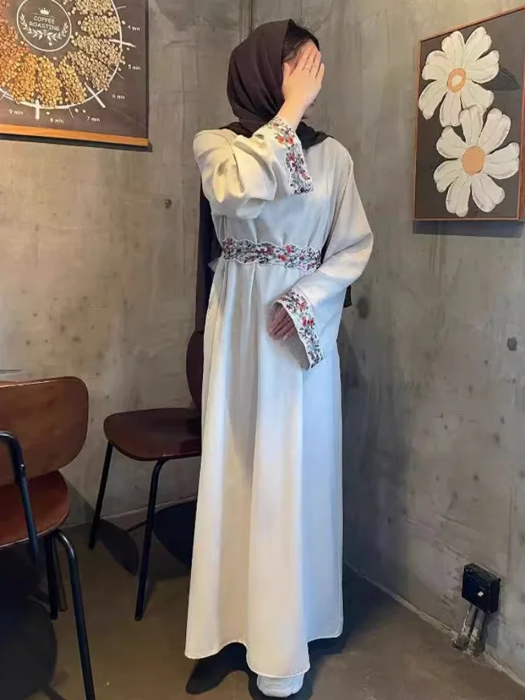 Modest Dress for Women Morocco Party Dubai Abayas Kaftan Islam Vestidos Arab Muslim Robe Embroidery Dresses Jalabiya Ramadan