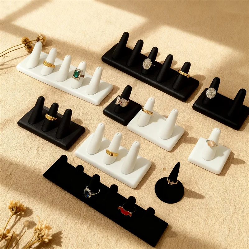 

High-quality Velvet Or PU Leather Jwelry Display Stand Ring Storage Display Stand Jewelry Store Counter Display Stand For Rings
