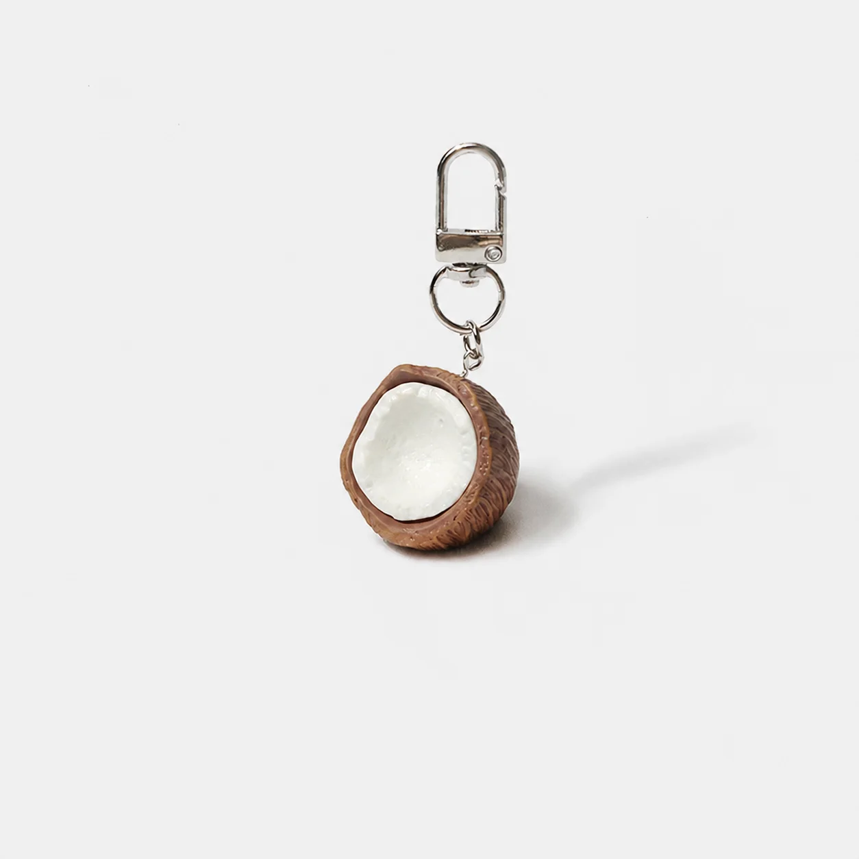 Simulated Fruit Keychain Lifelike Key Accessory Resin Keychain Fresh Resin Fruit Charm For Daily Outings Backpacks Key Ring