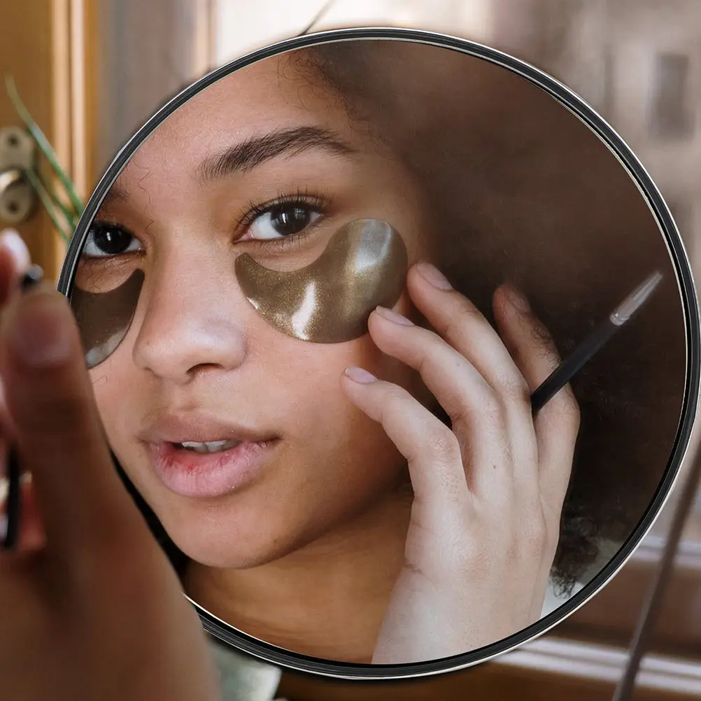 

20X Magnifying Suction Cup Mirror Compact Portable Makeup Mirror with Clear Reflection Simple Design for Women Girls Travel Use