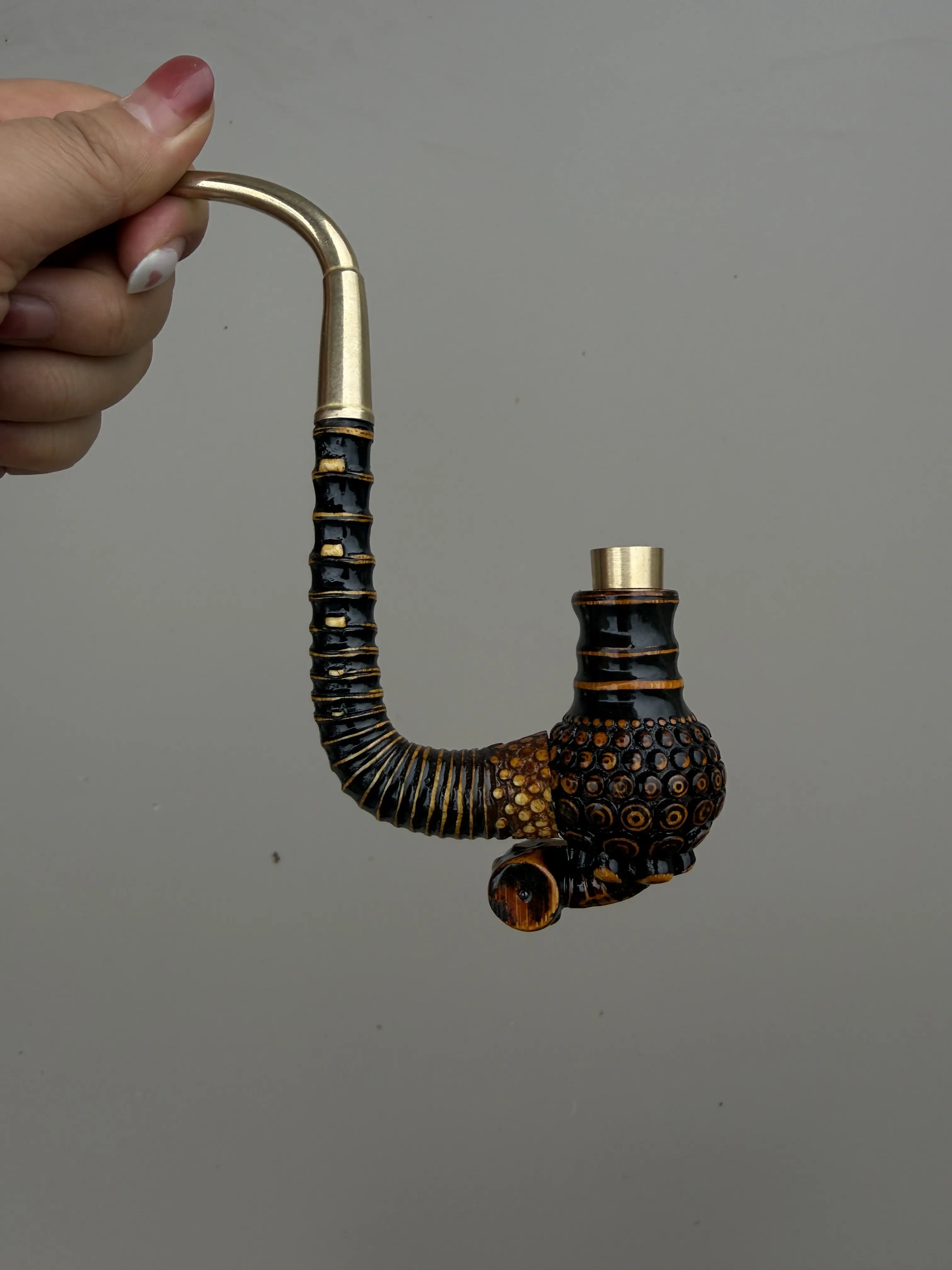 Guizhou Solid Bamboo Carving Small One-Bend Imitation Black Bamboo Processing Pipe, 15cm Small Portable Gift for the Elderly
