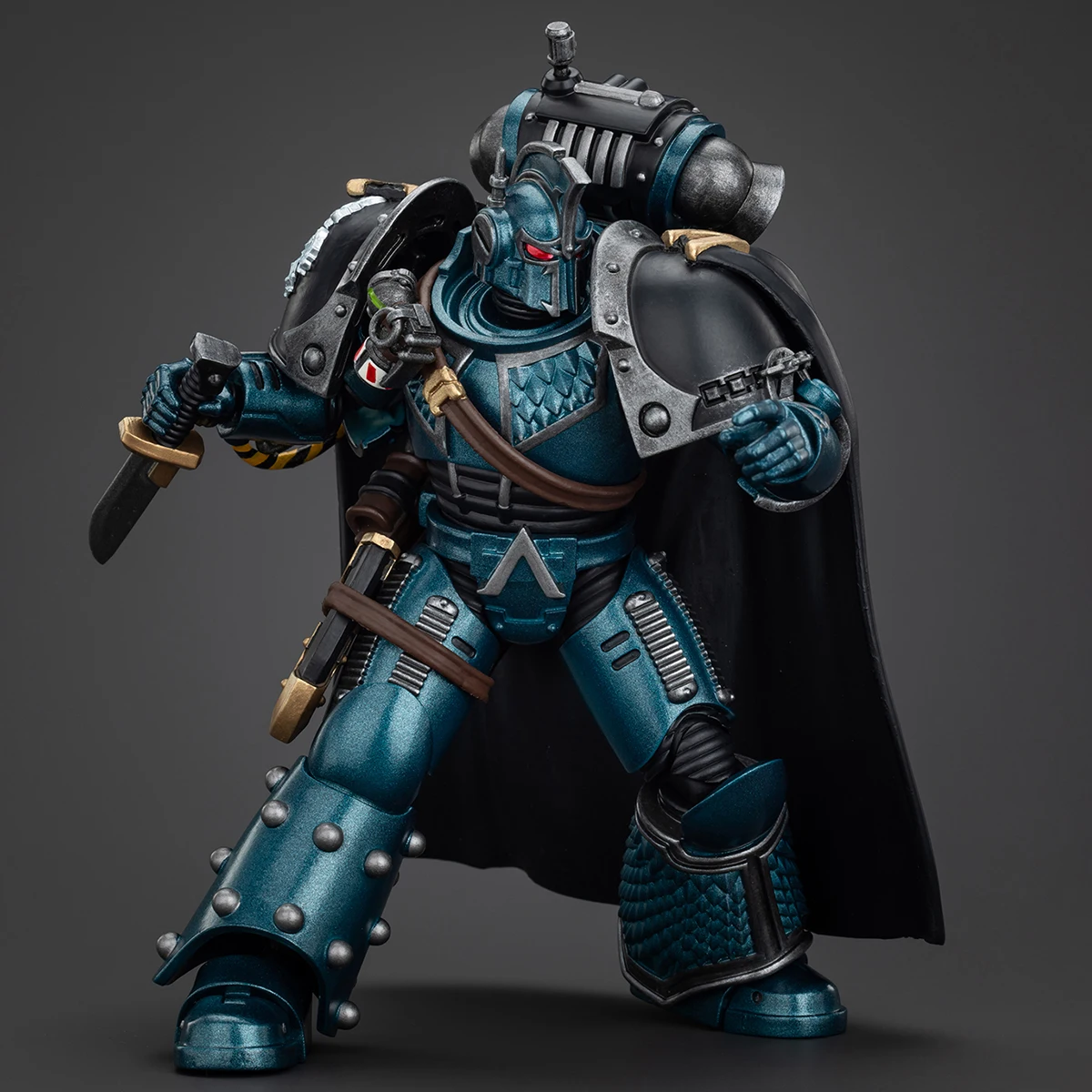 HiPlay JOYTOY Warhammer 1/18 Alpha Legion Saboteur Consul Figuras de ação