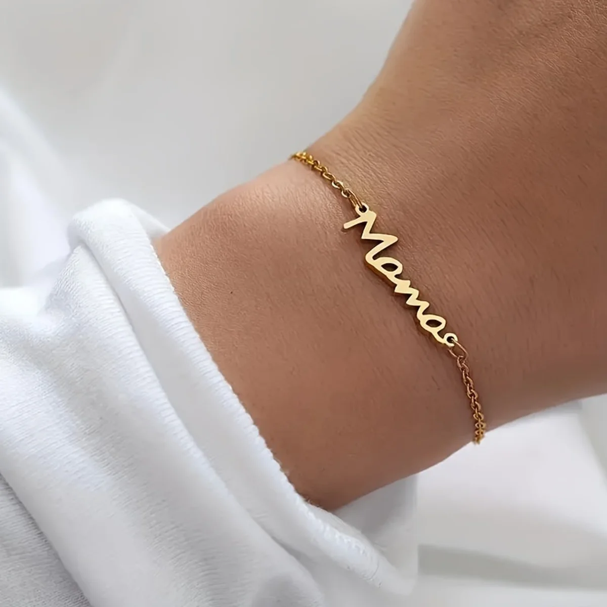 Personalized Name Hand Chain For Women Stainless Steel Bracelet Custom Mama Letter Charm Bracelet Wrist Jewelry Gift for Mother