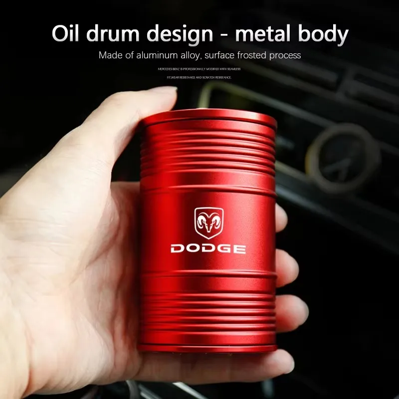 طبلة زيت التصميم منفضة سجائر السيارة الألومنيوم السجائر بعقب صندوق تخزين ل دودج تشالينجر شاحن رحلة رام دورانجو SRT دارت شيطان