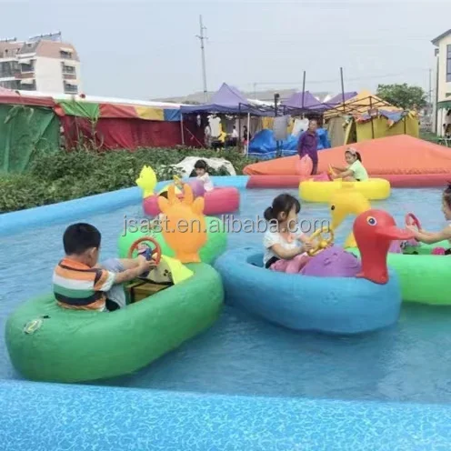 Amusement shallow water bumper kids ride bumper play park equipment cheap water hand kids pedal boats