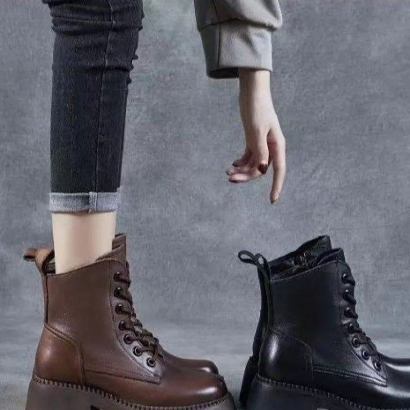 Short boots 2026 autumn and winter thick soled height increasing sponge cake British style short boots for women