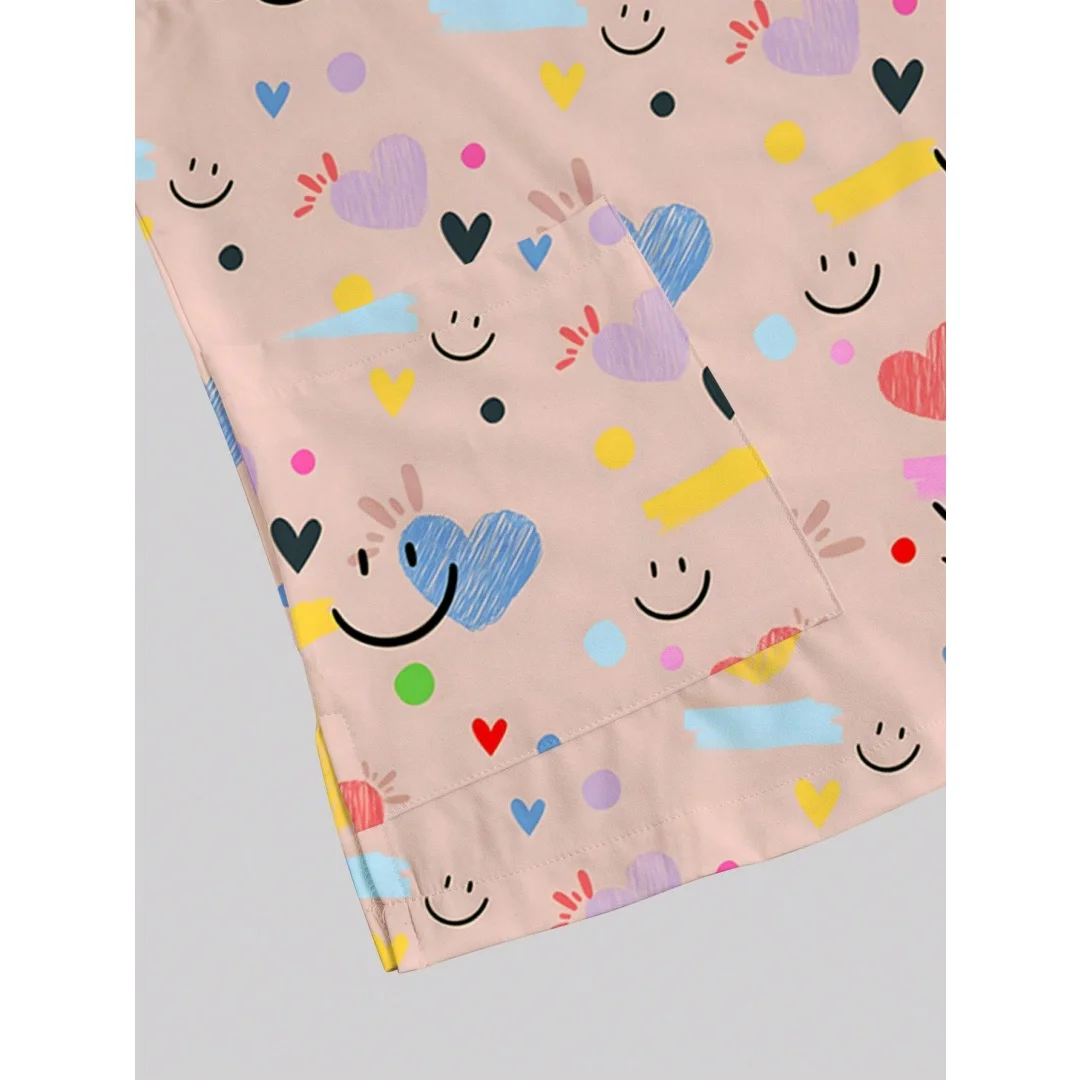 Rosa com decote em v manga curta bolso duplo fenda lateral adorável dos desenhos animados coração rosto impressão enfermeira médico trabalho uniforme roupas de manga curta