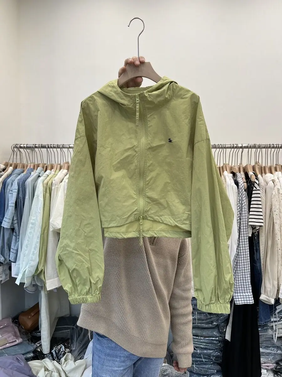 

Женская тонкая куртка с капюшоном на молнии для защиты от солнца, однотонная, в стиле INS, весна-лето, новинка, для повседневной носки, с длинными рукавами