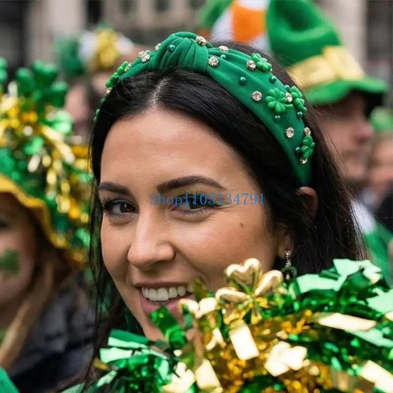 

98km Green Jeweled Headbands Blingbling Stage Props Headwear Luxurious Shamrock Party Props Spring Present Headbands