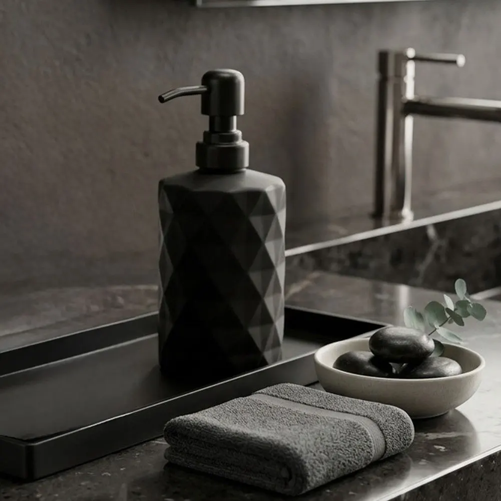 Stainless Steel Pump Black Glass Soap Dispenser Dark Rhombus Pattern Precise Dosing Mechanism 500ml Large Capacity