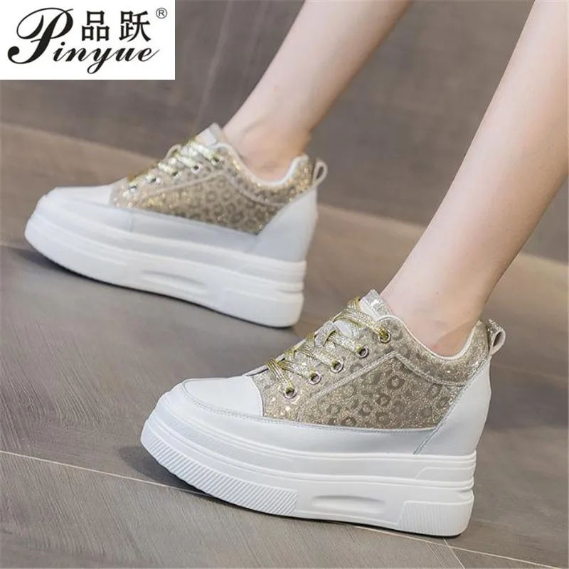 10cm piattaforma in vera pelle zeppa Chunky Sneaker tacchi nascosti Casual traspirante primavera autunno scarpe vulcanizzate di alta marca 34 39