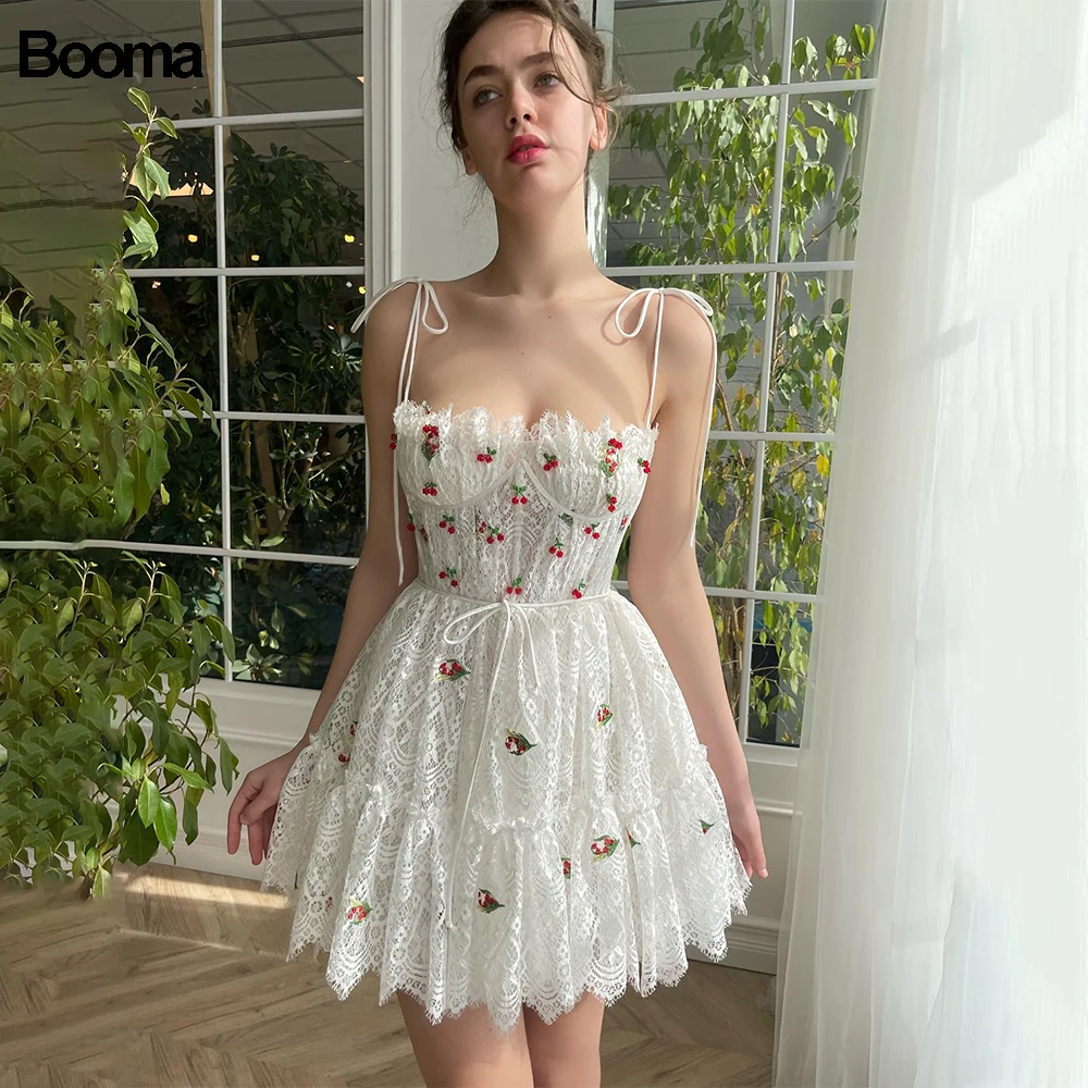 

Booma ​White Embroidery Lace Mini Prom Dresses Spaghetti Strap A Line Evening Dresses for Wedding Party Cocktail Gowns for Girls