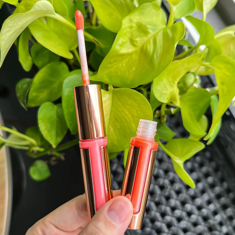 Tubo de ouro rosa de ponta dupla nude lipgloss rótulo privado batom líquido fosco brilho labial vegano logotipo personalizado maquiagem atacado