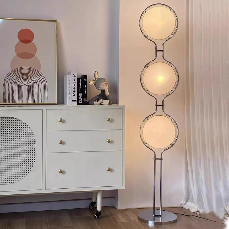 Italy Design LED Floor Lamp Chrome Metal White Acrylic Ball Floor Light Living Room Hotel Room Sofa  Decoration Lamp