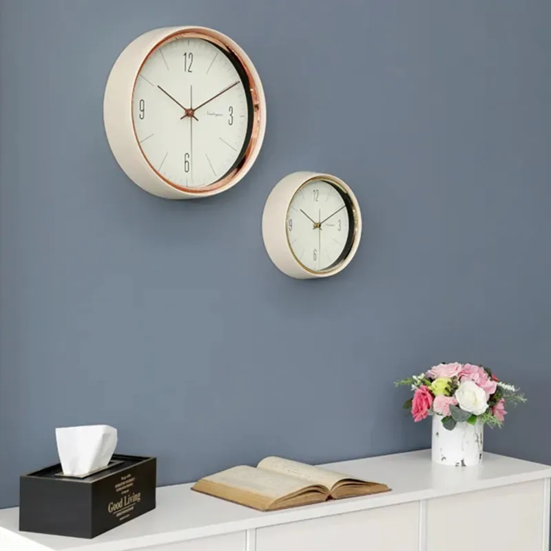

Часы в скандинавском стиле, настенные часы для гостиной, творчества, современная простота, украшение для дома, бесшумные настенные часы без перфорации ZI37