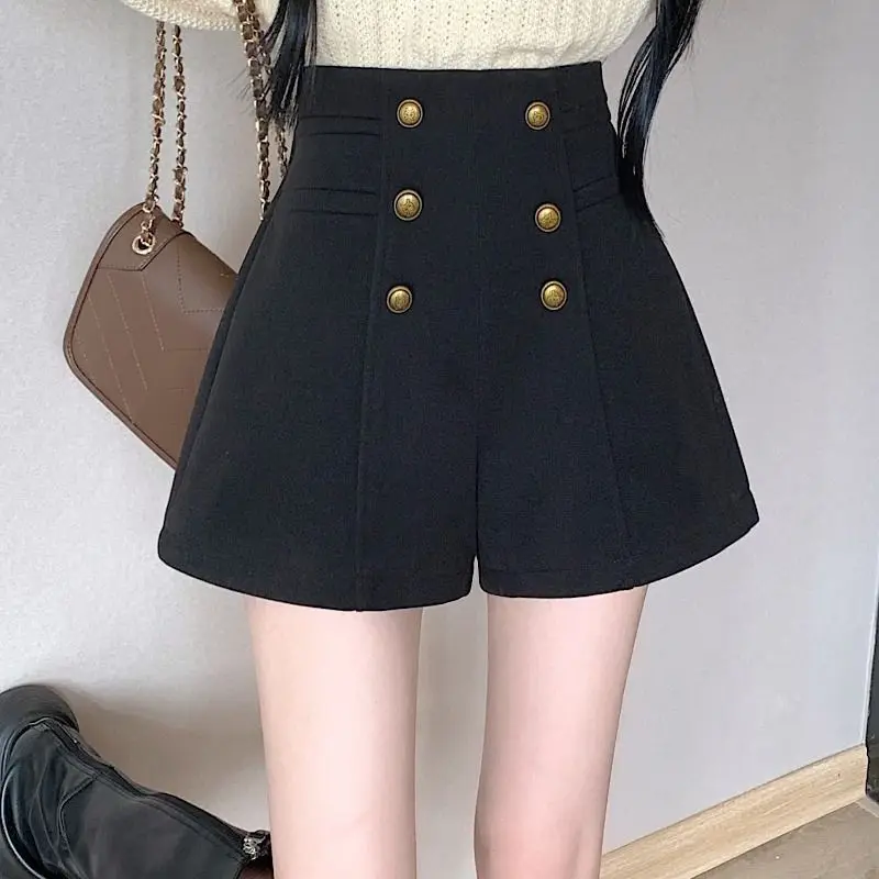 

Новые модные женские шорты из бархатной ткани с двойной металлической пряжкой, осень 2025, повседневные универсальные короткие брюки для женщин