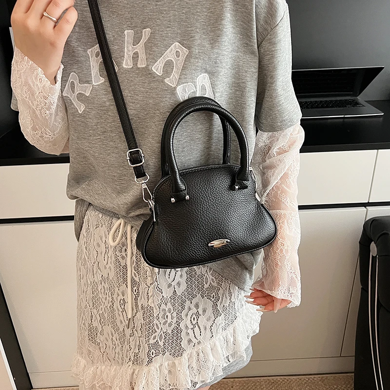 جديد بسيط متعدد الاستخدامات المرأة بولي Leather جلد واحد الكتف حقيبة كروسبودي العصرية موضة التنقل تخزين شل أكياس