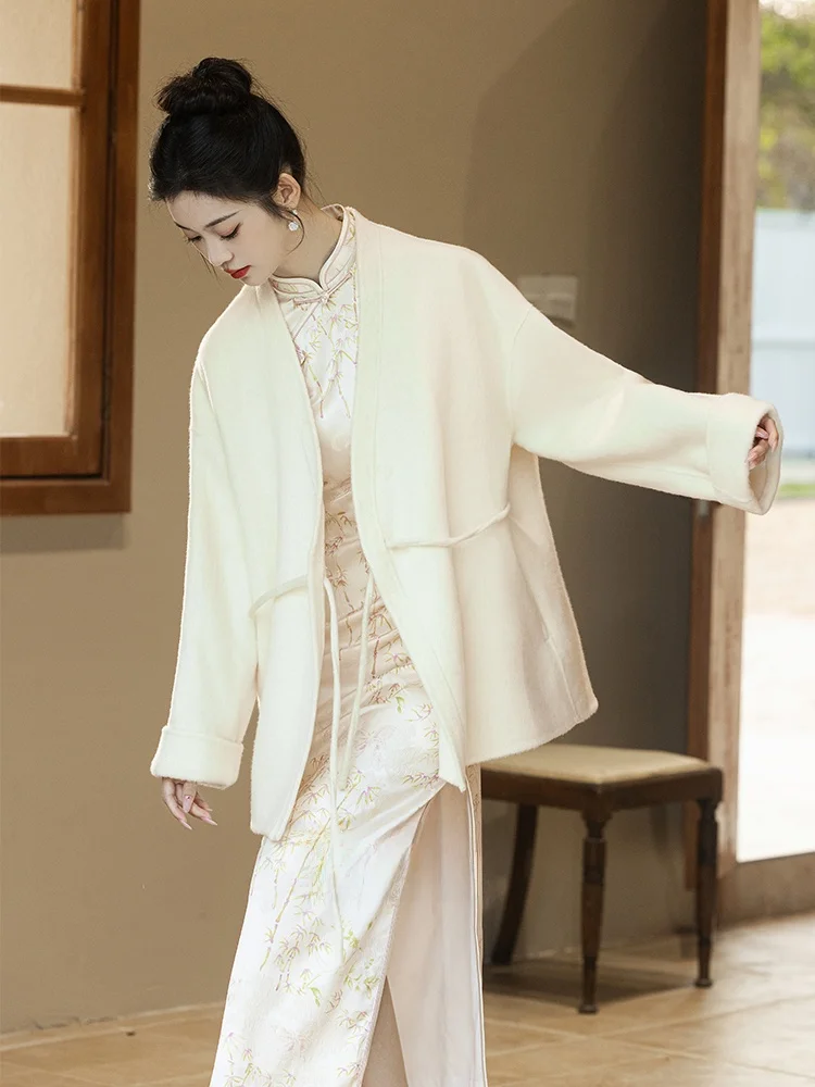 

Белое шерстяное пальто для женщин Brideom: Новый осенне-зимний костюм-пиджак с V-образным вырезом и длинными рукавами, однотонный