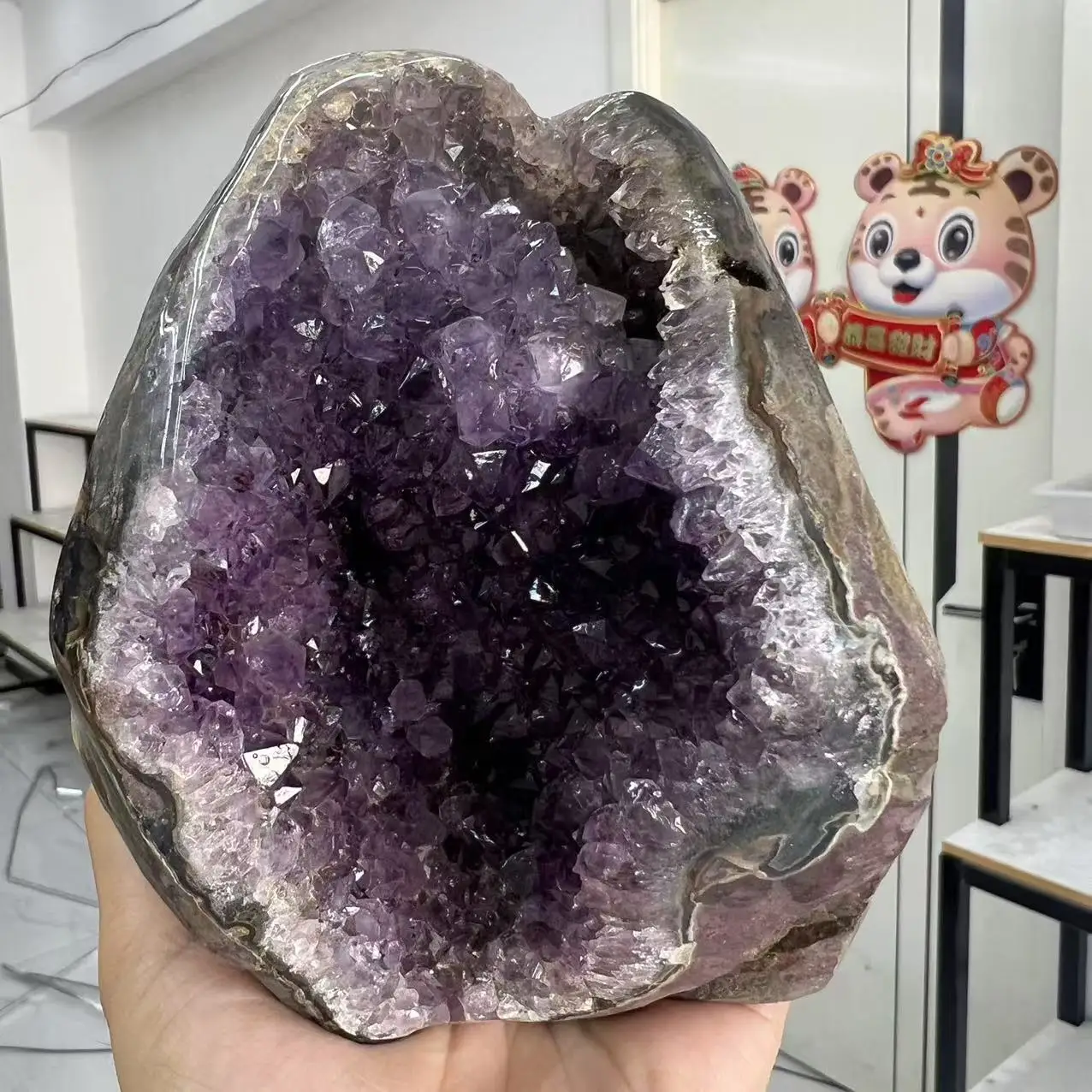 

1278g 11cm Natural Uruguay Dream Amethyst Quartz Crystal Cluster stand