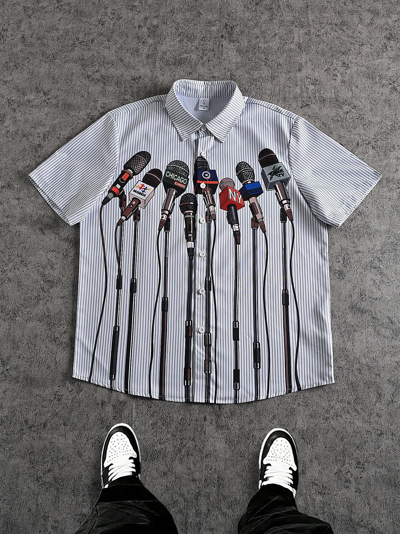 Men's Vertical Stripe Microphone Pattern Printed Short-Sleeve Shirt, Lightweight Loose-Fitting Shirt, Everyday Street Fashion Versatile Men's Short-Sleeve Top