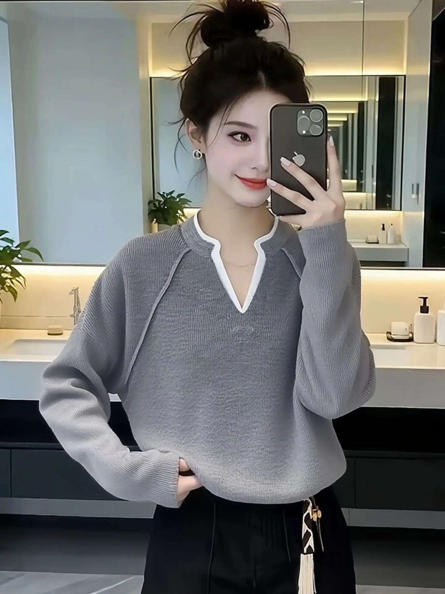 

Корейский вязаный свитер Ele в стиле колор-блок с длинными рукавами, повседневный, весенний, модный, комфортный, средней плотности, с V-образным вырезом