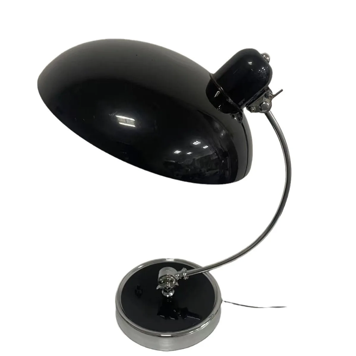 Residential Chrome Table Light For Bedside Reading Room Retro Nordic Lamps Home Decor Luxury Lamp Desk Table Lamps Gift