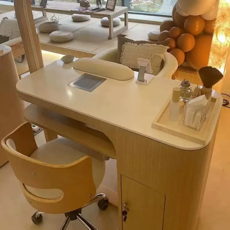 Luxury Storage Nail Salon Table Wood Light Korean Designer Manicure Nail Table White Modern Table Manucur Beauty Salon Furniture