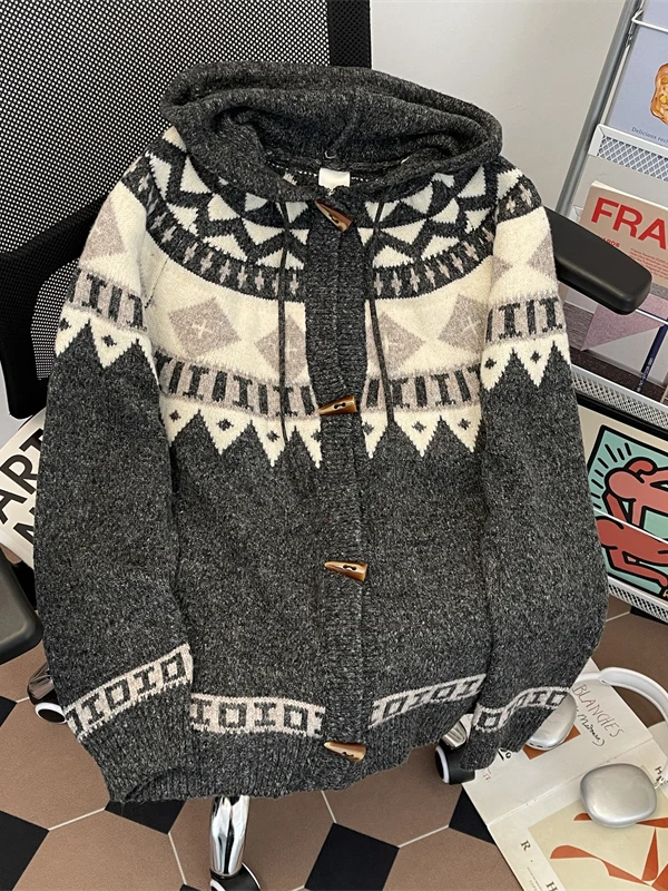 

Thiened Knitted Cardigan Sweater with Hat for Men And Women Vintage Sle Fluffy Coat Casual Outerwear for Autumn Winter