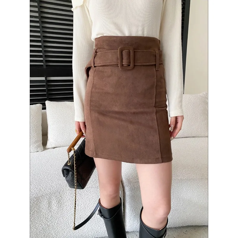 

Новая замшевая юбка во французском стиле для ранней весны, женская коричневая мини-юбка с поясом, юбка с высокой талией и поясом, юбка в повседневном стиле VAG5