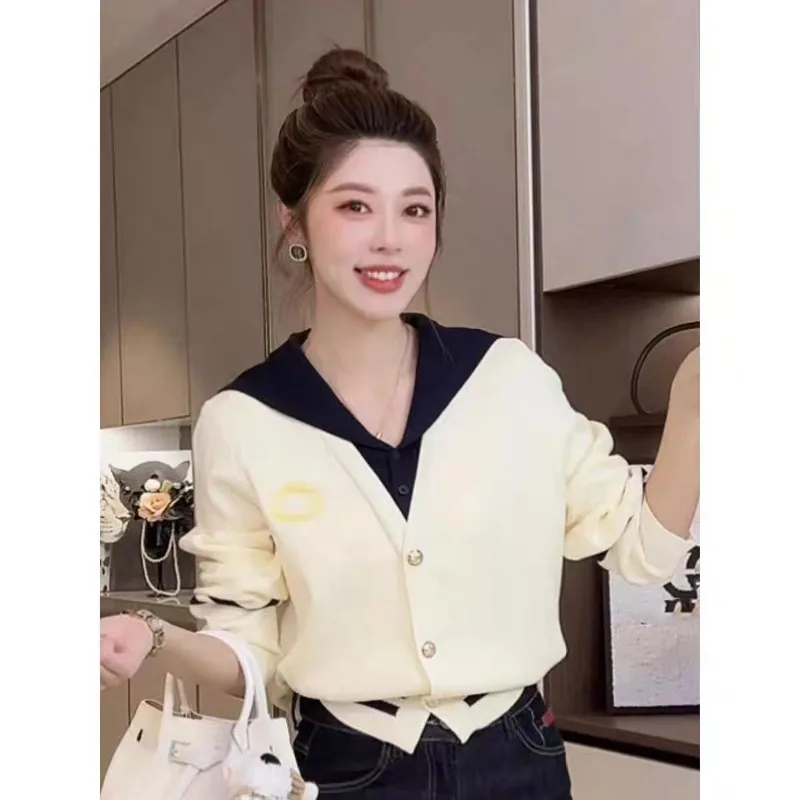 

Office Lady Chic Embroidery Loose Sweaters Autumn Winter V-neck Patchwork Fashion Pullovers Vintage Casual Knitwear Tops