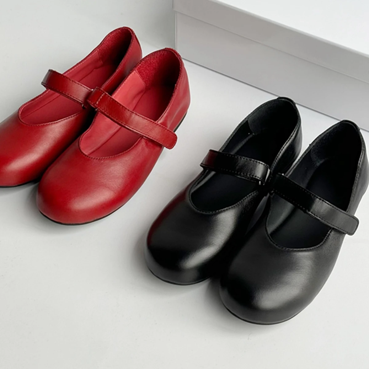 

Maxdutti French Minimalist Retro Washed Cowhide Leather Mary Jane Shoes Grandma Shoes Round Toe Flats Shoes Loafers Women