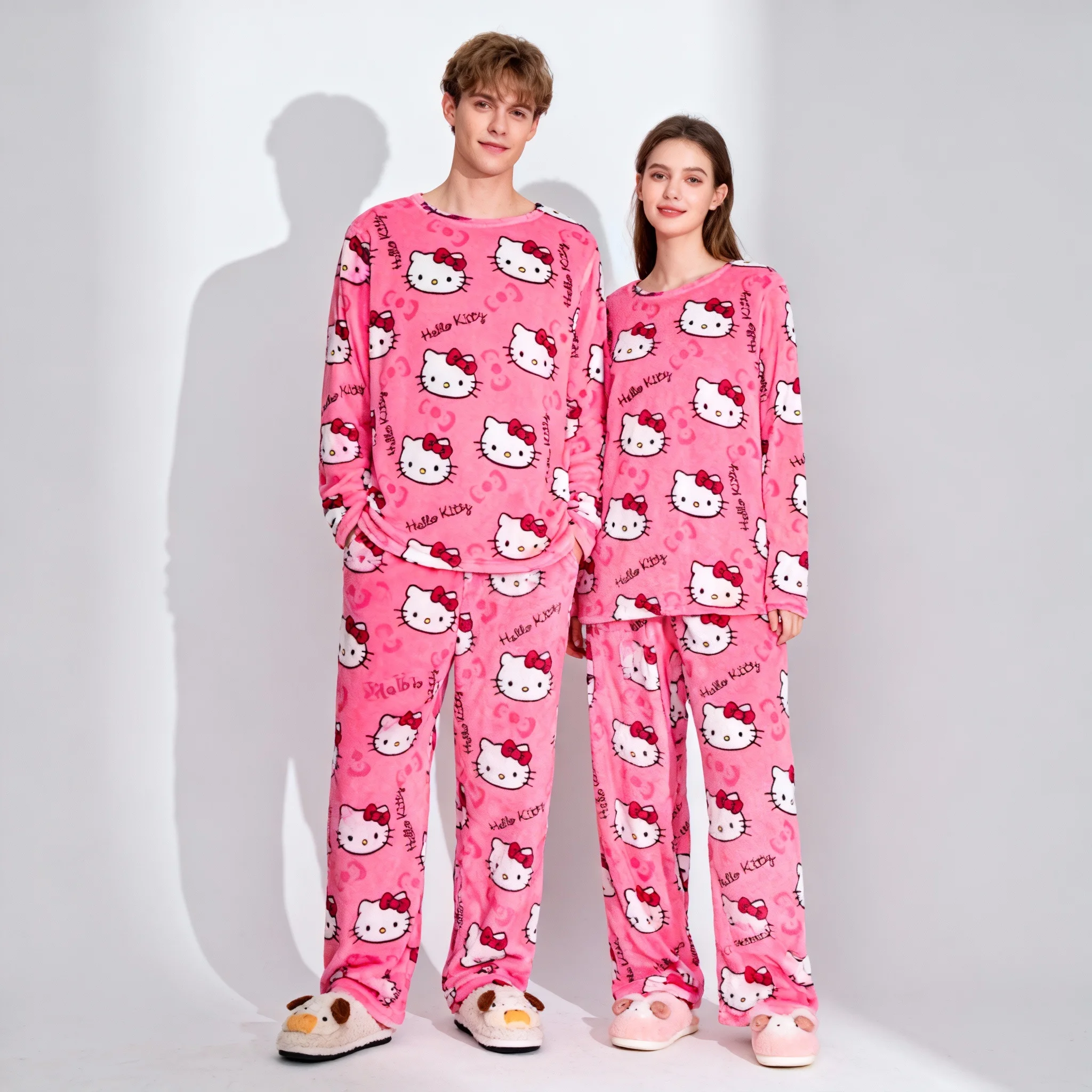 

Sanrio Series Hello Kitty Autumn/Winter Velvet Sleepwear Cute Adult Parent Child Casual Warm Clothes Family New Style 2026