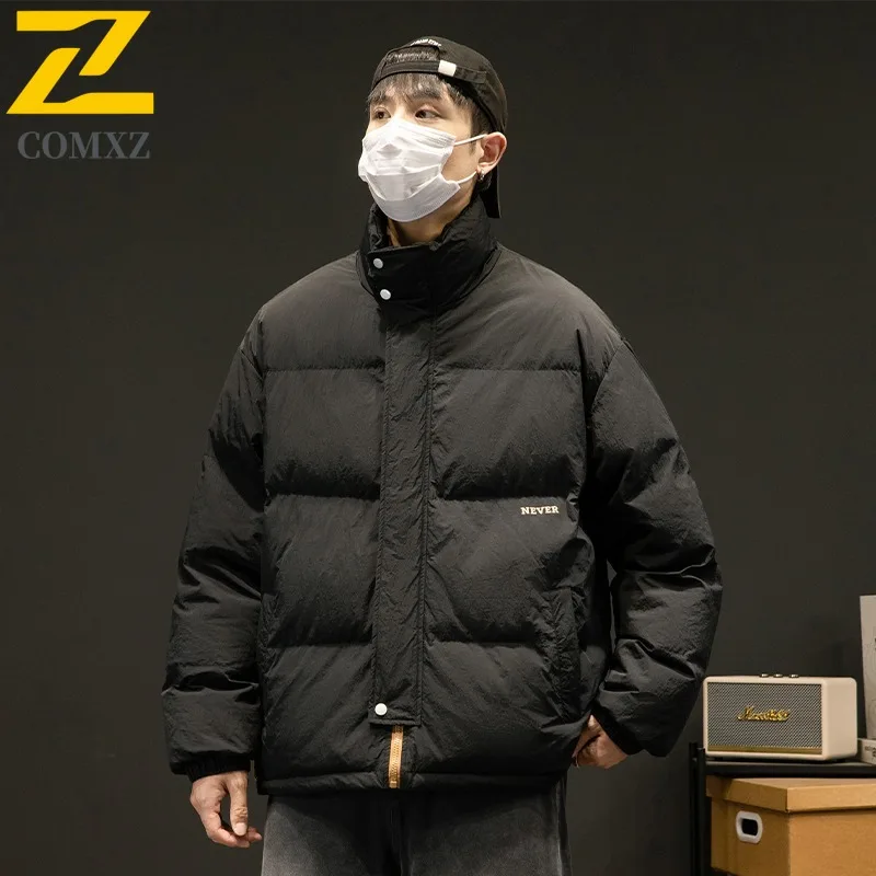 COMXZ 2025 الحد الأدنى الوقوف طوق سترة قطن الرجال الشتاء أسلوب بسيط سترة معطف بلون ملابس خارجية ملابس خروج غير رسمية