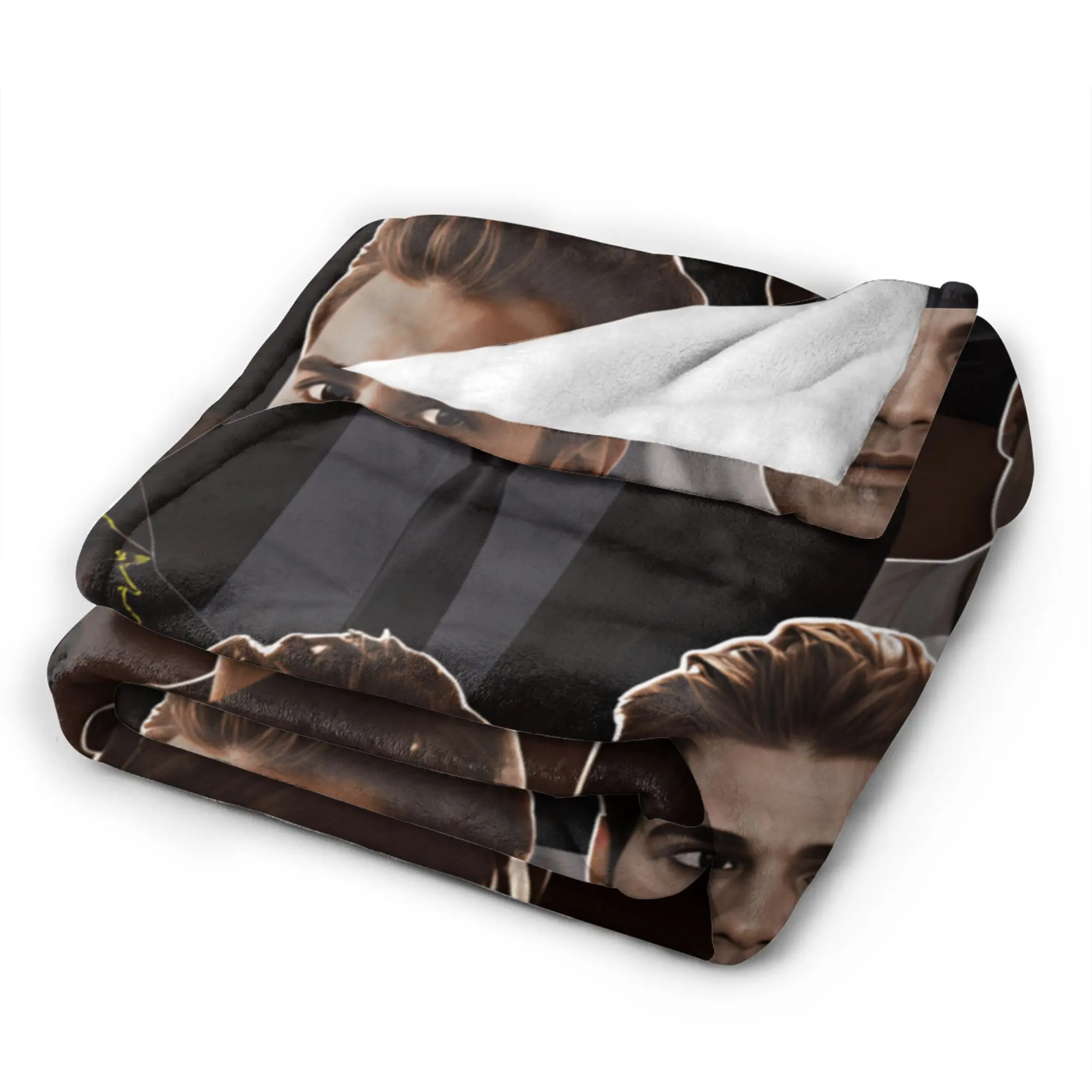 Stefan Salvatore Blanket Winter  Comfortable Throw Blanket For Girls Home Decor Flannel Bedspread Bed Cover