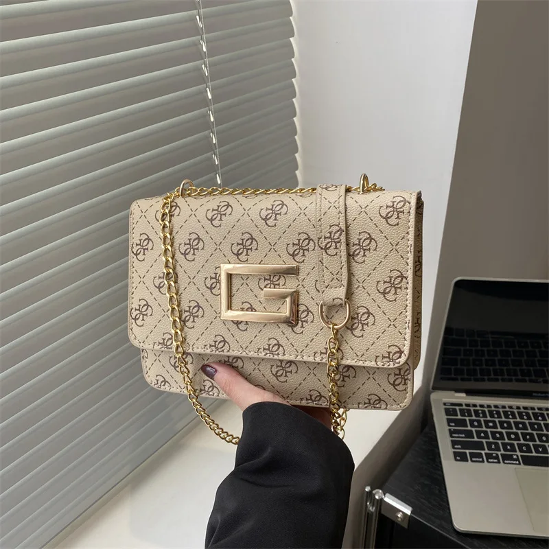 

​Designer Inspired 2025 Square Bag, Women's Chic Chain Crossbody Purse, Elegant Letter Print Shoulder Sling, Unique​