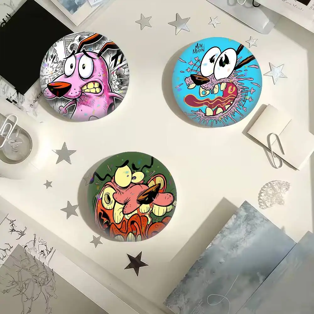 Broches et badges Courage le chien lâche 25mm 32mm 44mm 58mm 75mm pour accessoires et cadeaux