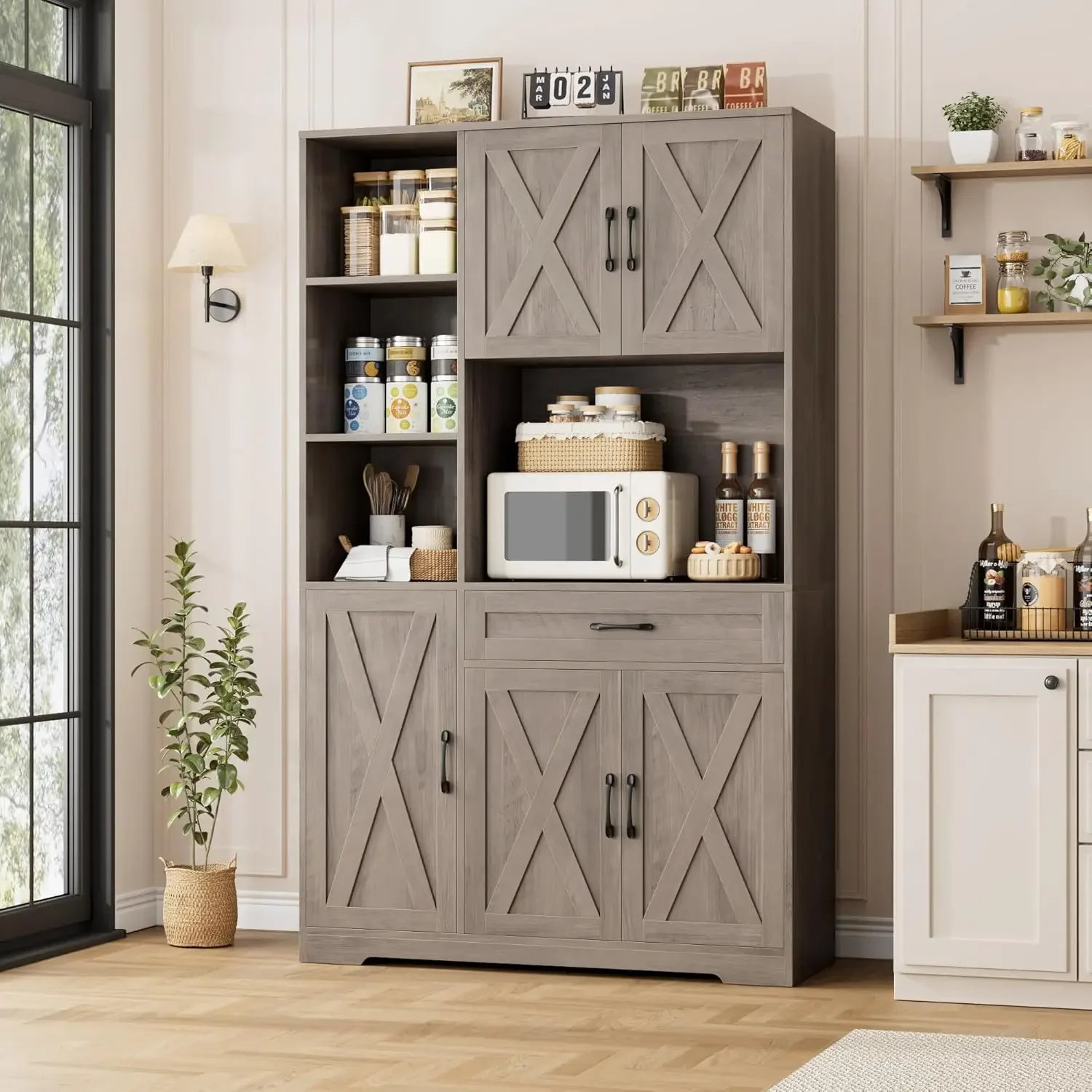 [عالية الجودة، صفقة ساخنة! ] خزانة تخزين مخزن المطبخ بطول 71 بوصة، خزانة مخزن طعام المزرعة مع حامل ميكروويف، أبواب الحظيرة