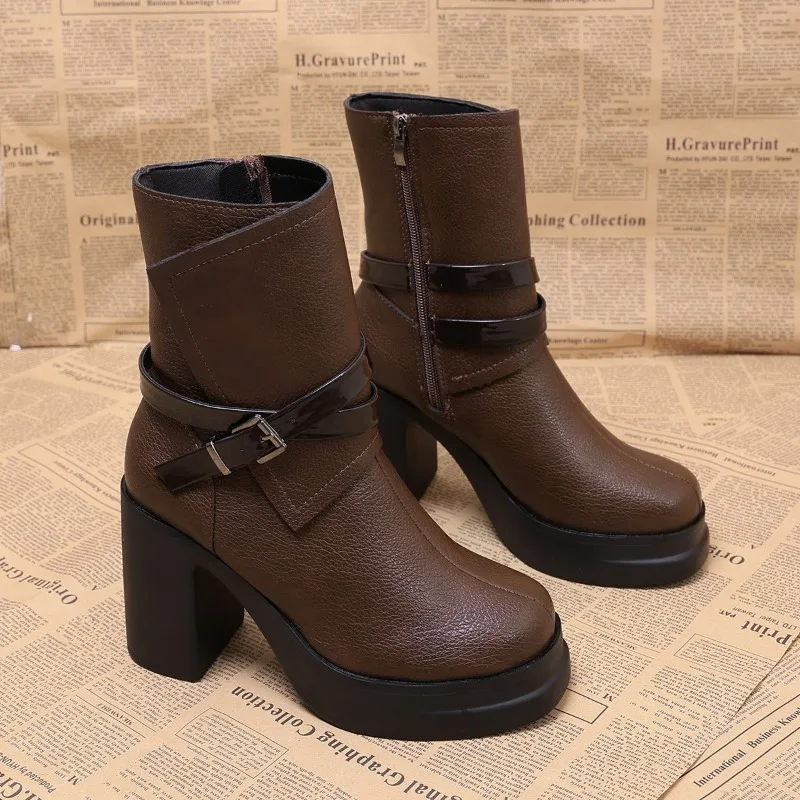 

Retro Round Toe Block Heel Booties Women 2025 Fall New Super High Heel Platform Side Zip Fashion Boots