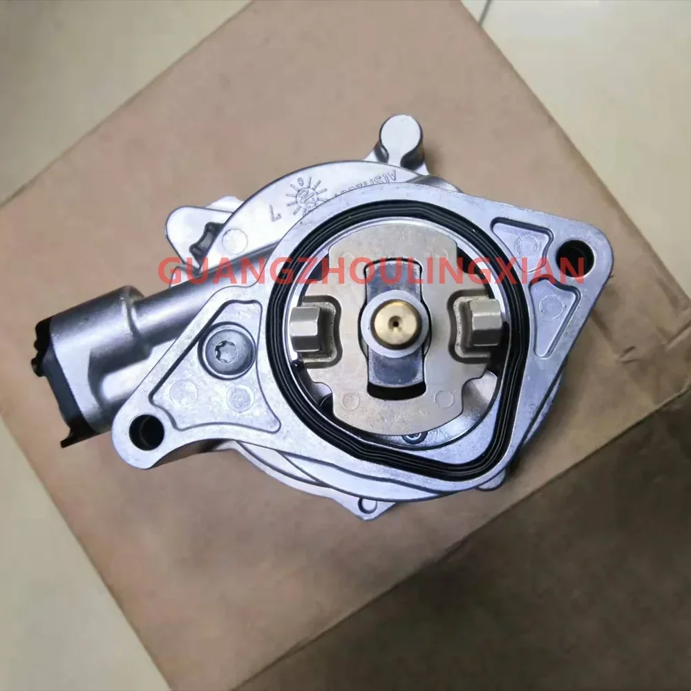 

Brakevacuum Pump OEM:LR082226 LR060475 LR010690 LR048796 AJ811465 AJ813786 C2Z28245 C2Z29984 for Jaguar Land Rover